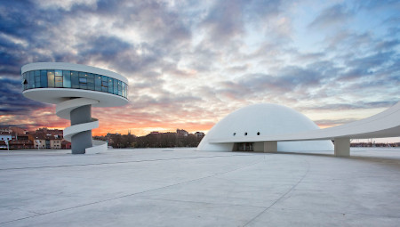 Centru Niemeyer